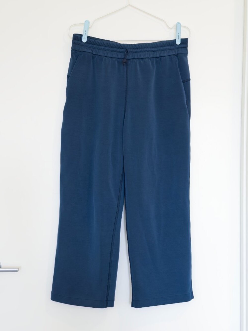 Lululemon Softstreme High-Rise Straight-Leg Cropped Pant, Size 8, True Navy